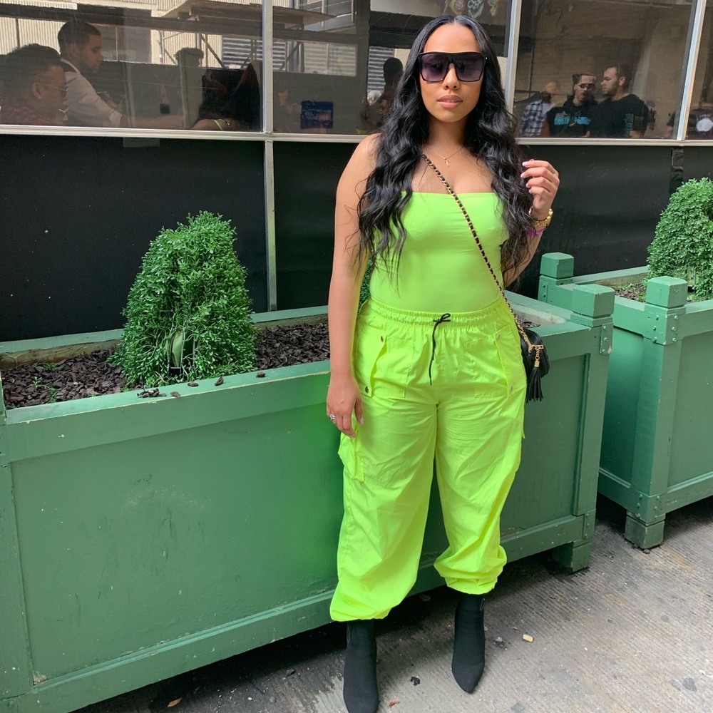 Neon yellow pmts
